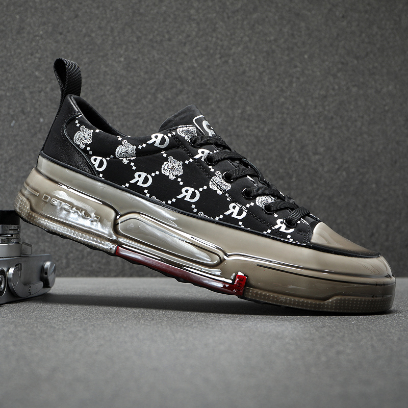 European Station Tide Cards Men's Shoes Spring 2022 New Genuine Leather Board Shoes Men Trends Fashion Casual Shoes Thick Underfloor Shoes Men