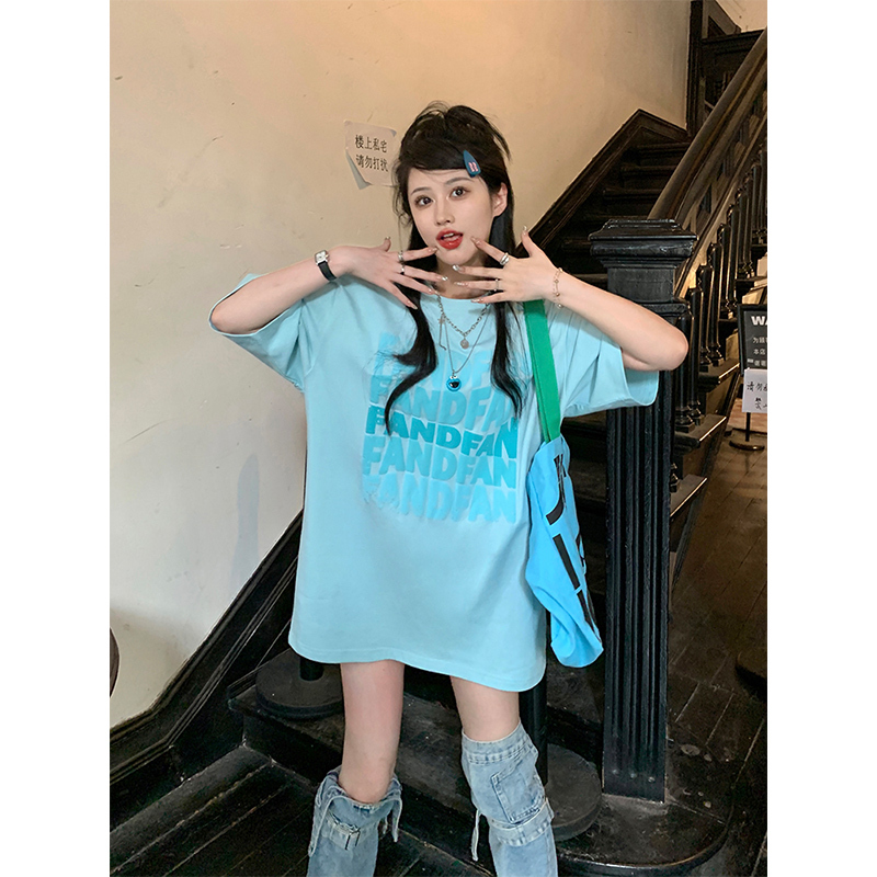Lake Blue Loose T-Shirt for Women, Short-Sleeved, Summer 2026 New Style, Dopamine Bright Color, Covers the Hips, Half-Sleeve, Mid-Length Top