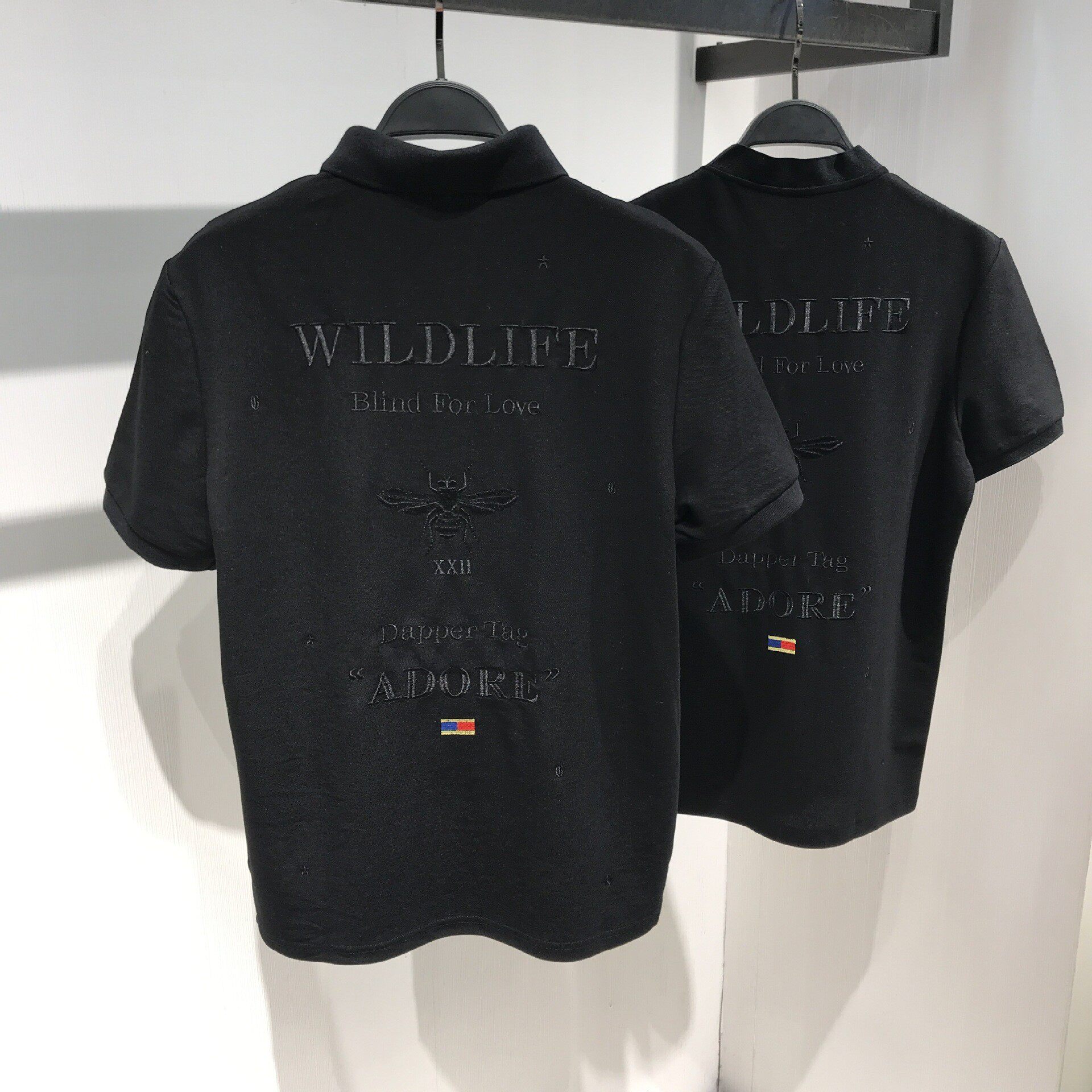 Europe stand polo shirt short sleeves men's summer high-end little bee embroidered black lapel design sense niche T-shirt