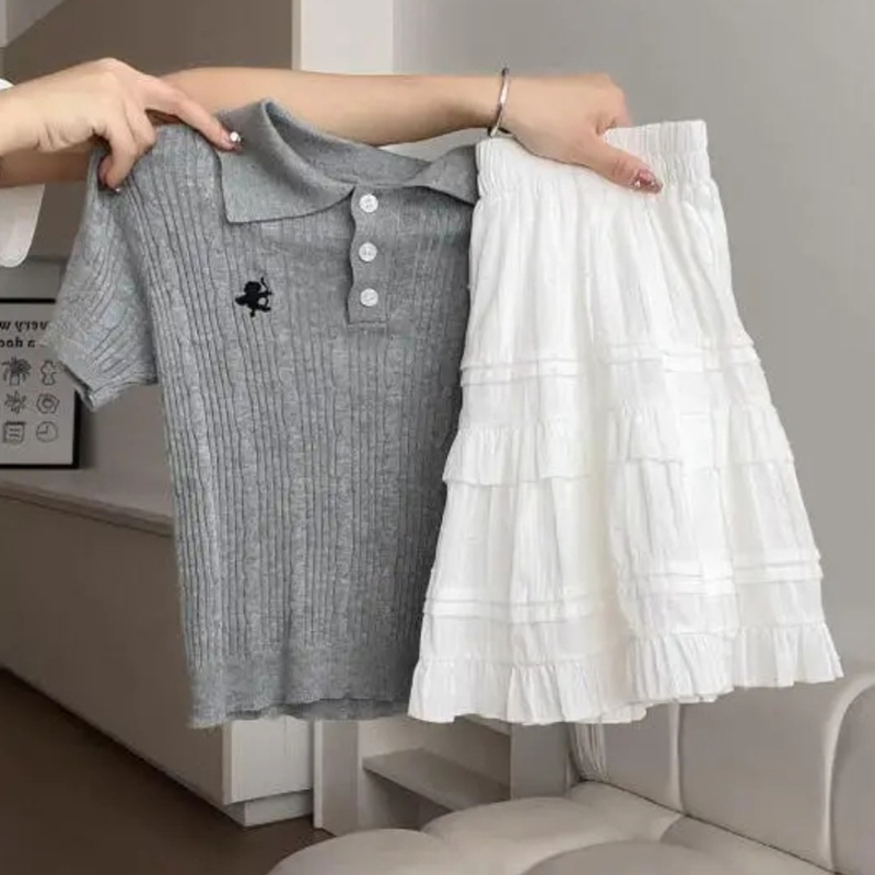 Milk-Style Outfit, a Complete Set of Preppy Sweet Gray Tops for Women, 2024 Summer New White Short Skirt Suit