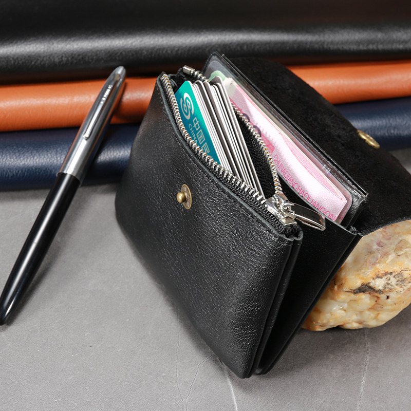 Japan-ROK women's zero-wallet real cow leather mini retro small square bag carpack men's hand held Korean version of student coin bag-Taobao