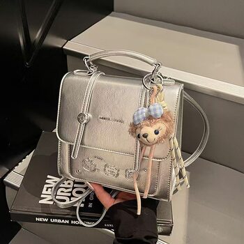 Amy rabbit women's bag 2025 new style fashionable and good-looking versatile solid color design simple trendy western style niche backpack