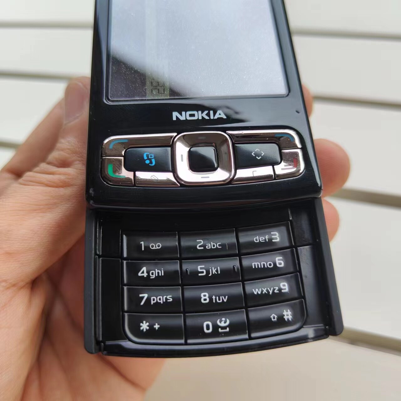 Бывшие в употреблении мобильные телефоны nokia/诺基亚 n95 8g版塞班系统双向滑盖商务复古经典收藏手机