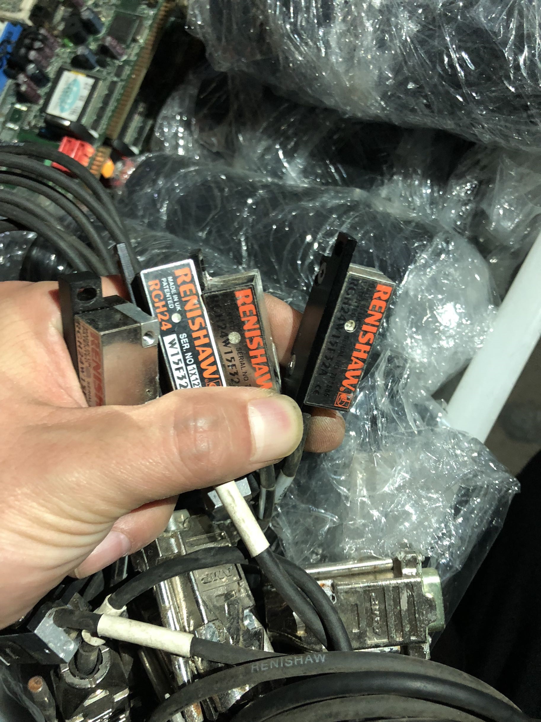 RCH24 RCH24 RGH24Z30F00A Renishaw RENISHAW GRATING RULER READING HEAD RCH24 W15F00A