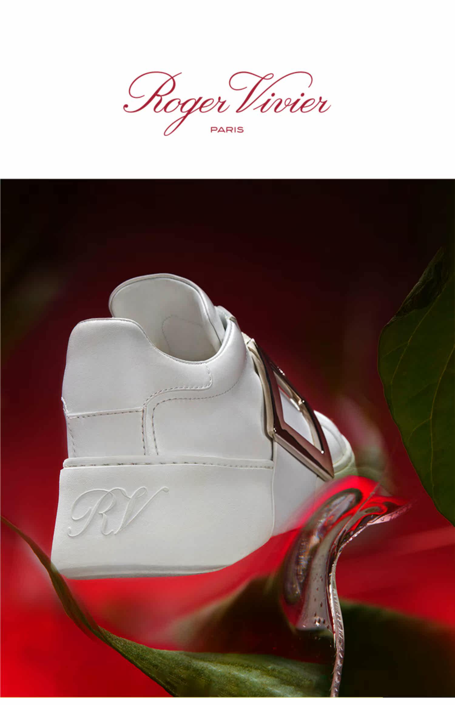 Мода повседневная обувь 【24期免息】roger vivier/rv女鞋viv skate金属扣休闲鞋小白鞋