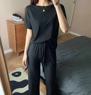 2021夏季新款女休闲冰丝短袖纯色宽松时尚阔腿裤女小港姐软软套装