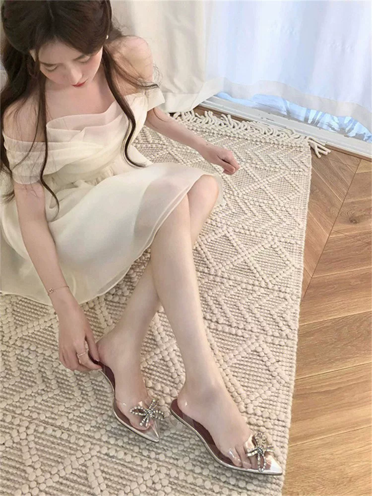 Шифоновые милые короткие платье, открытые плечи