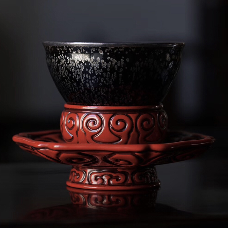 The Song Dynasty Point Tea Grand Lacquer Songdae Foundation Tea Nursery Terrace Wooden Tire Lacquer Cup of the Rhino Mark of the Rhinoceros Cloud