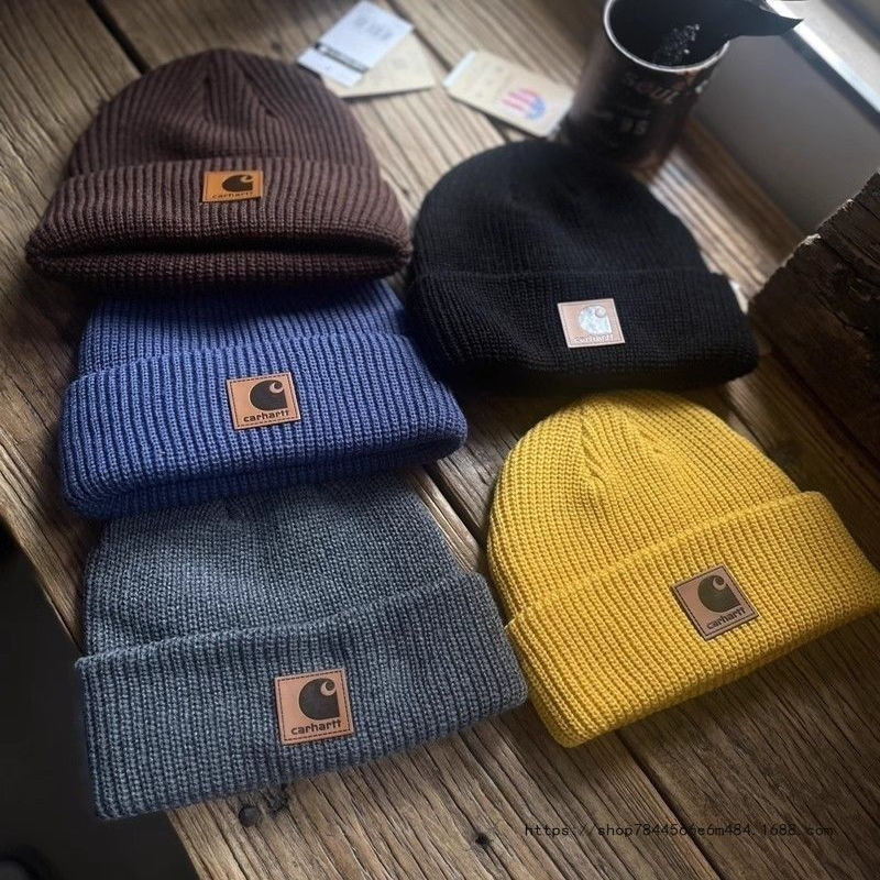 High-Quality and Durable Carhartt Cold-Weather Hat for Men, Trendy Brand, Autumn and Winter Warm Couple's High Street Large Head Circumference Knit Hat with Windproof String