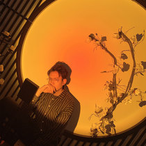 Sunset fill light Sunset floor projection Sun does not fall Creative Afterglow photography Behind led photography Indoor portrait Live studio Lighting arrangement Shaking sound artifact Light and shadow shed Beauty net red ins