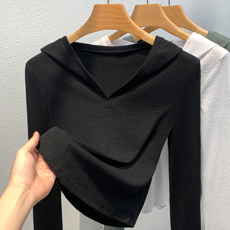 Black Hooded Base Layer Top for Women, Slim Fit Hooded Knit Long-Sleeve Top for Women, Spring and Autumn 2026 New Popular Style
