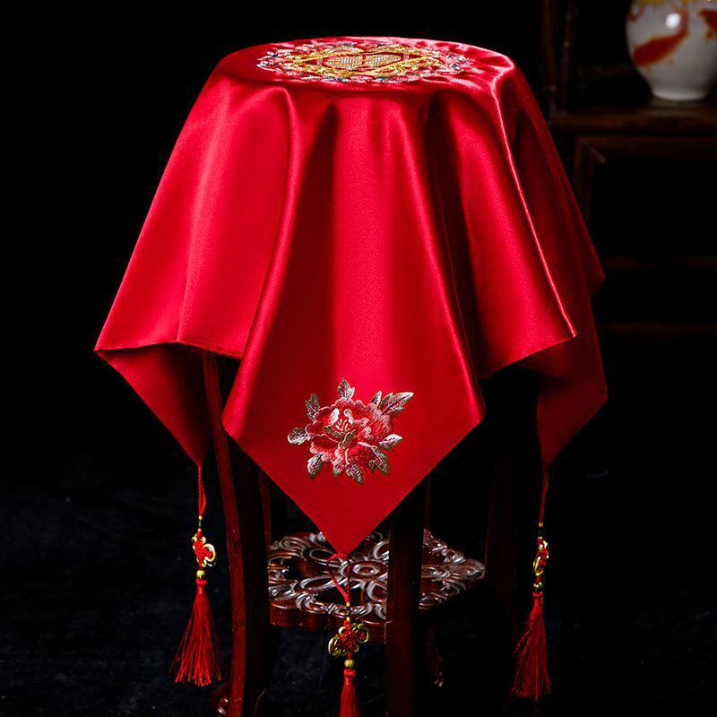 Red hijab ancient style yarn Wedding with Chinese show marriage matching clothing headdress Bridal headdress headdress embroidered hikerchief