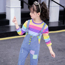 Girls bib suit spring and autumn 2021 new little girl jeans Korean version of childrens western pants two-piece set