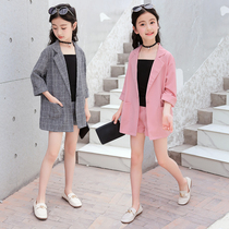 Girls suit suit 2021 new summer childrens Korean version of the halter shirt girls foreign style shorts fashionable three-piece set