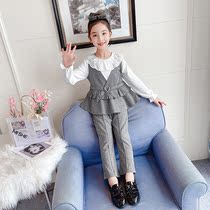 Girl autumn suit 2021 new childrens foreign style clothes spring and autumn Korean version of net Red Girl small fragrant wind three sets