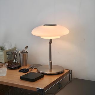 Tielbein Table Lamp Bedroom Bedside Lamp Bauhaus Light Luxury High-End Living Room Decorative Glass Desk Lamp Flying Saucer Lamp