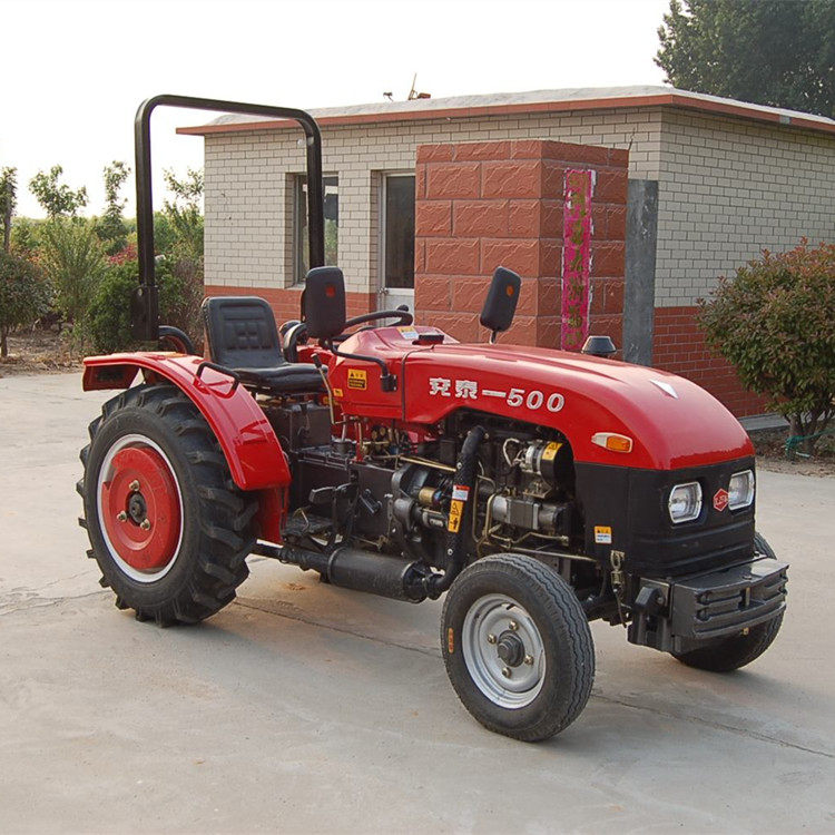 Shandong Yantai brand agricultural tractor four-wheel drive double drive low fuel consumption and high horsepower supporting a variety of agricultural machinery manufacturers production