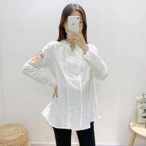 Pregnant women shirt 2021 Autumn New Long Sleeve V neck white fashion shirt Korean loose versatile medium length top