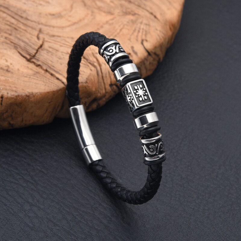 New Punk Rock Trendy Creative Leather Bracelet Fashion Jewelry Bracelet Vintage Versatile Woven High-End Men's New Punk Rock Trendy Creative Leather Bracelet Fashion Jewelry Bracelet Vintage Versatile Woven High-End Men's