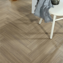 Three layers of solid wood composite flooring herringbone spelling multi-fish wood bedroom home environmental protection wear-resistant factory direct sales