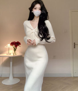 温柔风法式气质御姐高级感蝴蝶结针织连衣裙内搭打底修身长裙秋冬