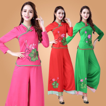 Spring and summer clothing for middle-aged and elderly people embroidered yangko ethnic style dance clothing short skirt suit performance dance skirt