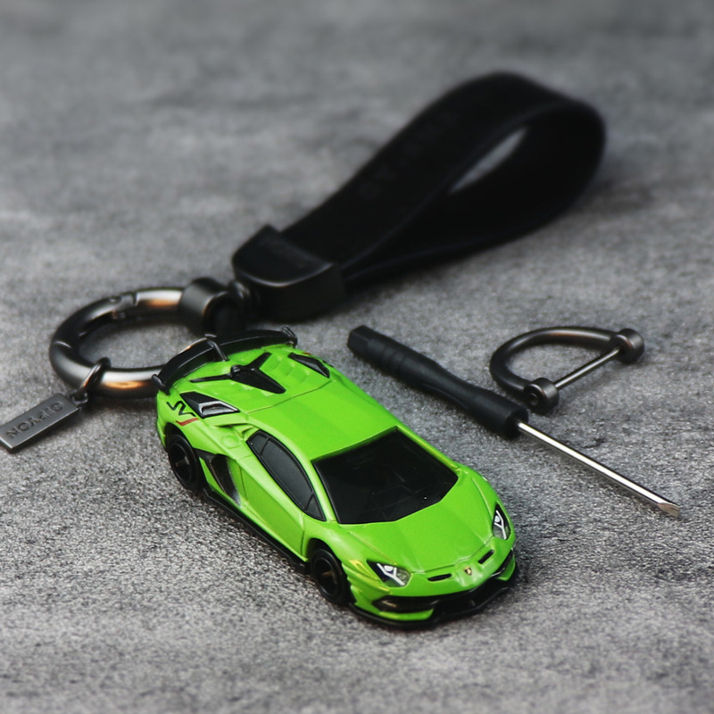 Suitable for Lamborghini Huracan Car Key Pendant, Genuine Alloy Car Model Handmade Keychain Pendant