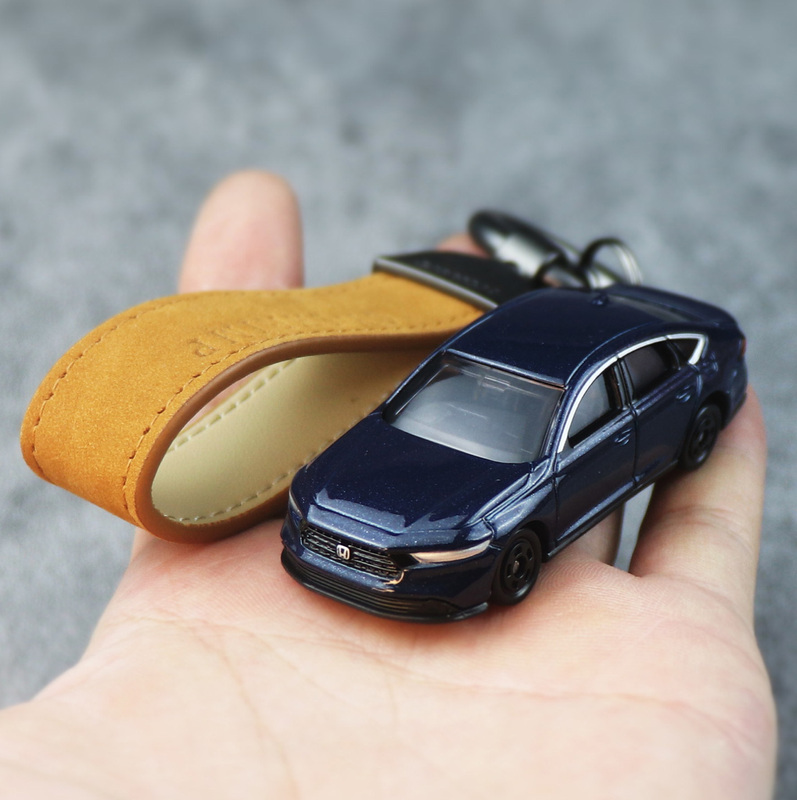 Suitable for Honda's New Accord Car Keychain Pendant, Genuine Alloy Car Model Handmade Creative Keychain