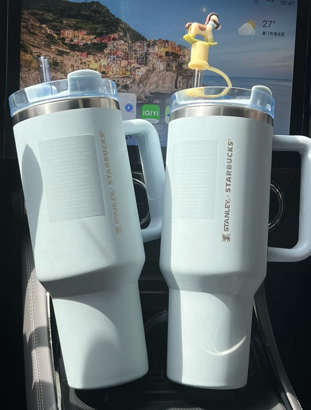 Starbucks&Stanleyxstarbucks Starbucks Co-Branded Straw Cup 40oz (1.18L)-Baby Blue Starbucks&Stanleyxstarbucks Starbucks Co-Branded Straw Cup 40oz (1.18L)-Baby Blue