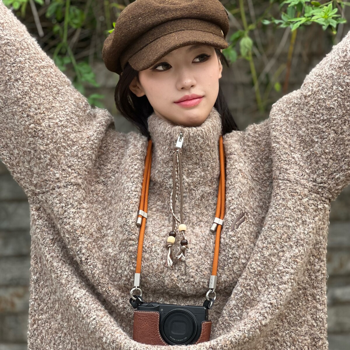 Oupman カメラストラップ クイックリリース ユニバーサル ランヤード SLR、Canon、Nikon、Sony、Fujifilm、ミラーレス カメラ、クロスボディ ショルダー ストラップ、調節可能なネック ストラップ、Ricoh、Leica CCD、写真アクセサリー、シンプル。
