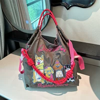 Темно -серый Шиба Ину Среда [Ремень для плеча Rose Red Red Cross Tody]