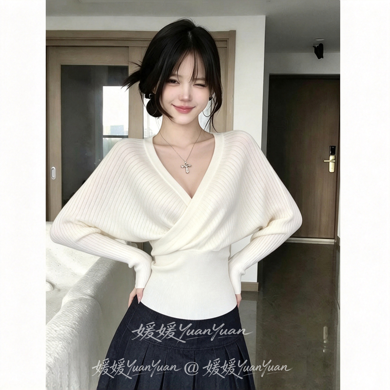 French-Style Lazy Chic Cross V-Neck Knitted Sweater for Women, 2026 Autumn and Winter New Model, Waist-Cinching, Slimming, Soft and Elegant Top