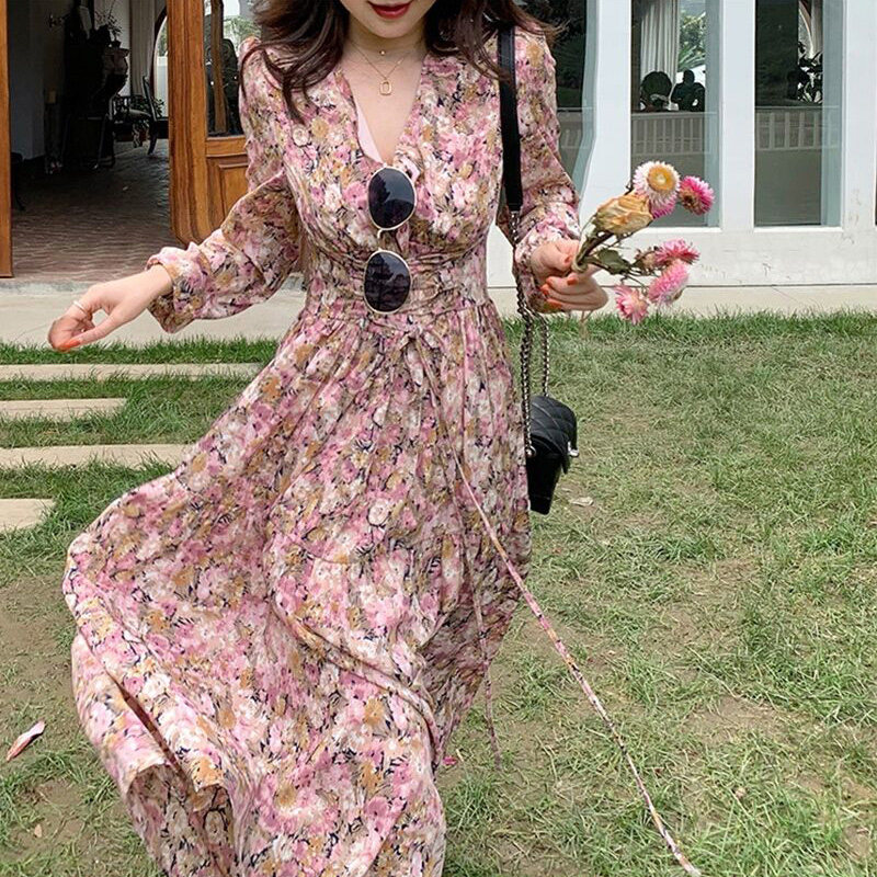 Balloon flower law style retro Hepburn Flowers Long Skirt Design Sense little crowdsourced clothes 2021 Early autumn new women's clothes