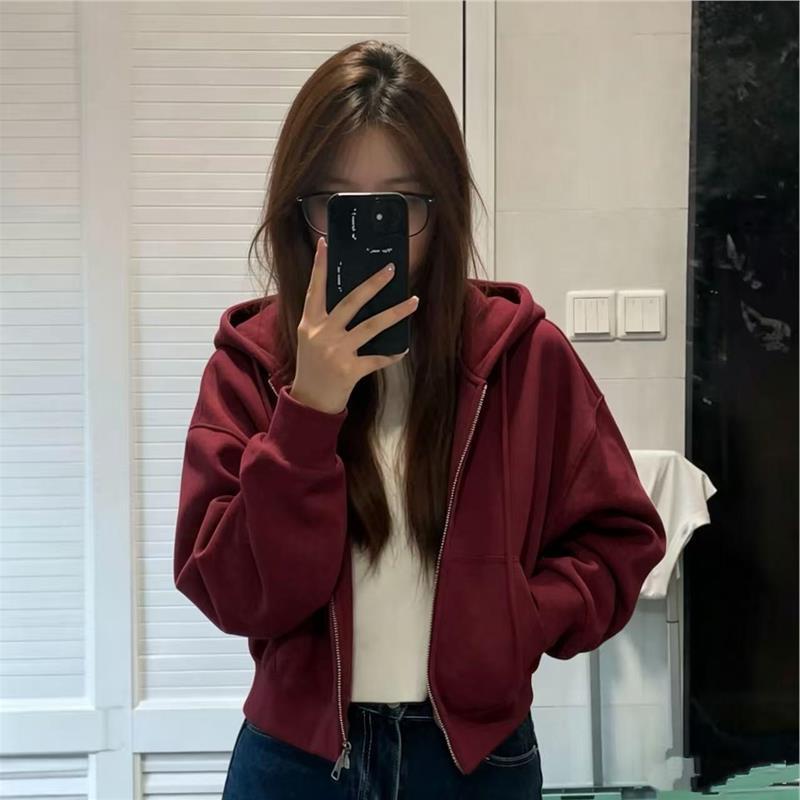 Vintage Off-The-Shoulder Burgundy Short Sweatshirt Jacket for Women, Early Autumn, Petite, Loose Fit, Flattering, Hooded Zip-Up Cardigan Vintage Off-The-Shoulder Burgundy Short Sweatshirt Jacket for Women, Early Autumn, Petite, Loose Fit, Flattering, Hooded Zip-Up Cardigan