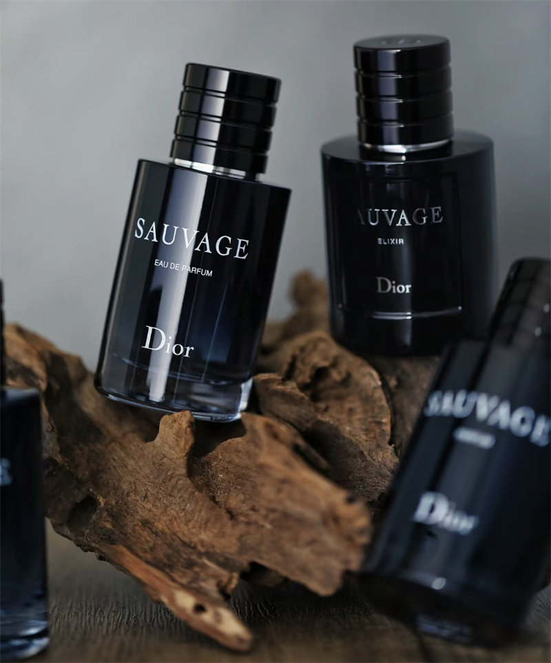 迪奥旷野男士香水SAUVAGE 60/100ml值不值得买？留香4小时还能这么香？_