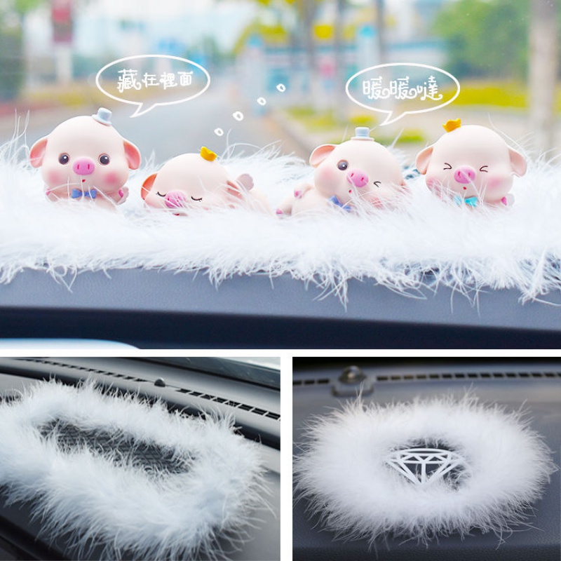 Cute creative feather non-slip anti-slip car pendulum in car central control desk Furnishing Personality Pretty in the car Adornment Woman