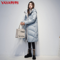 鸭鸭羽绒服女中长款白色亮面加厚宽松时尚连帽2021年新款2022冬季