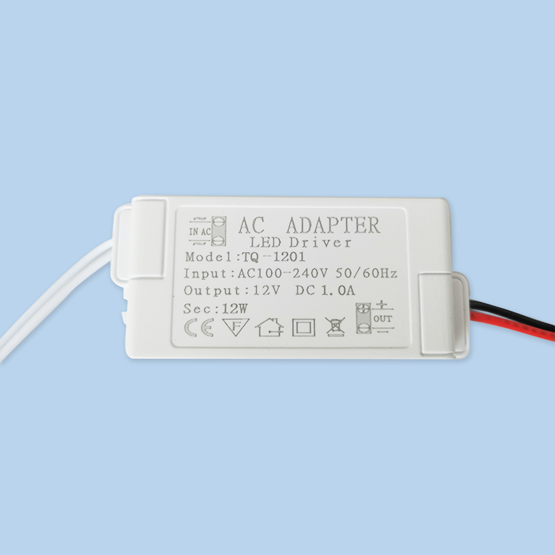 AC AC 220V to DC12V12W DC rubber shell drive transformer template block ultra-thin constant voltage switching power supply