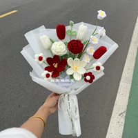 Красный набор материалов, широкая цветовая палитра, букет