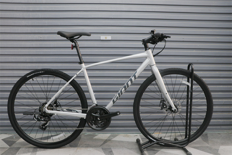 Giant's new ESCAPE2 flat road bike disc brake city commuter fitness work student leisure