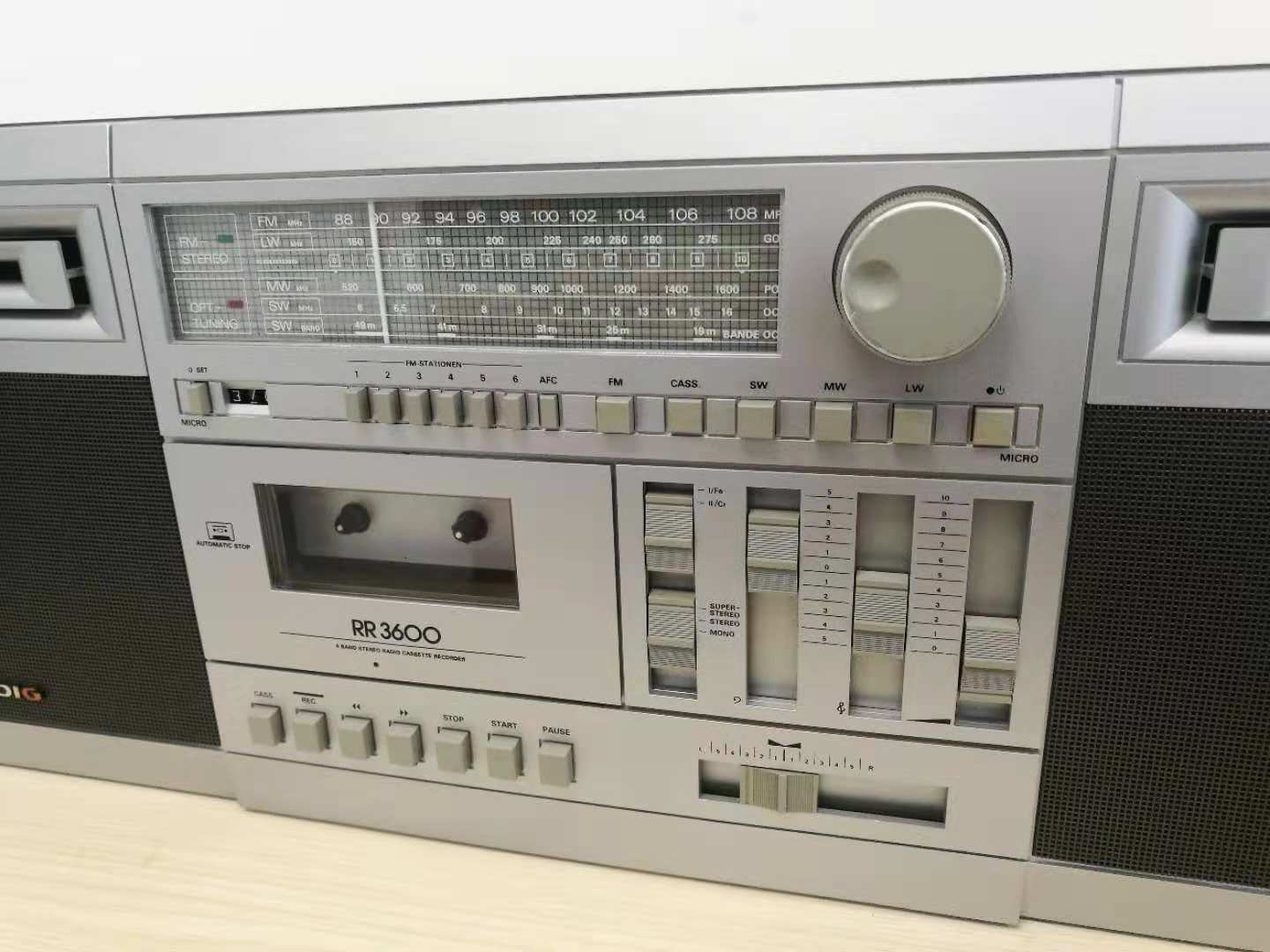 Goku Bun Hall German Gander RR3600 recorder color new features good