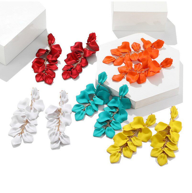 Trendy New Products Fashion Hyperbolic Rose Petals Leaf Long Version Earrings Red Petals Ears Pendant Korean Version Ear Accessories New