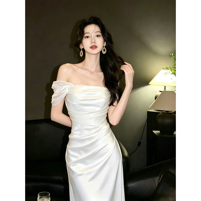 French-Style One-Shoulder Evening Dress for Women, High-End Hostess Elegant Satin White Robe, Engagement Fishtail Dress