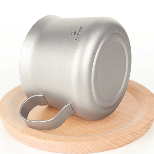 Серебряный серебряный айт чистый титан