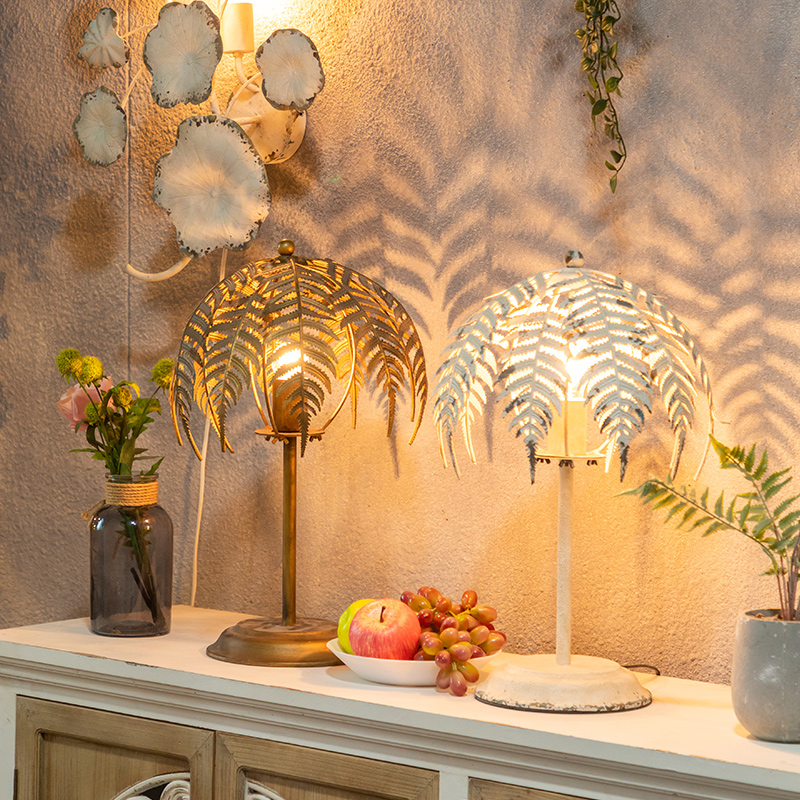 American Country Lighting Iron Art Decorative Lamp Retro Table Lamp Living Room Standing Lamp LED Lamp Wedding Props B&B