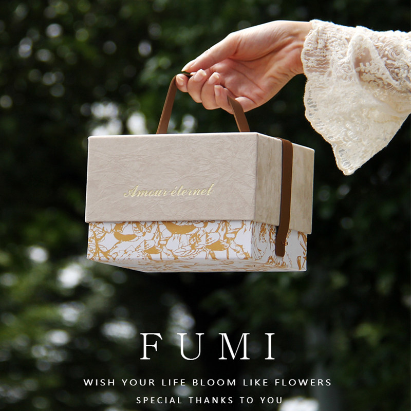 Companion Gift Box in Fengwedding Hand Sugar Gift Box Gift Bag High-end Gift Packaging empty box