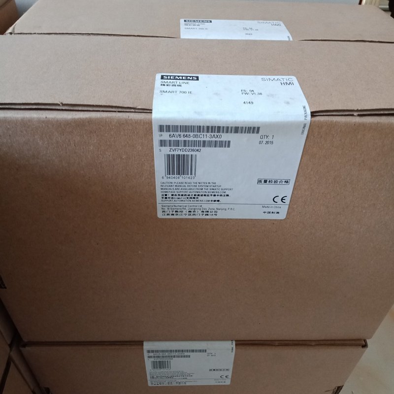 Spot Sales * New Siemens SIEMENS Memory Card 6AV2181-8XP00-0AX0 Spot bargaining