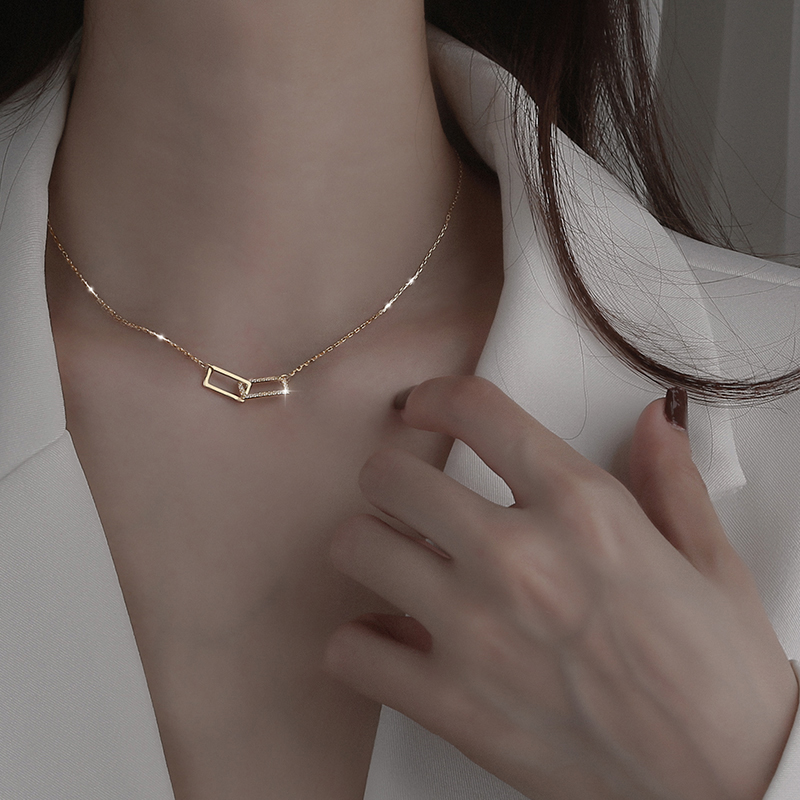 South Korea square necklace necklace woman summer 2023 new high - sensitive bone chain light luxury