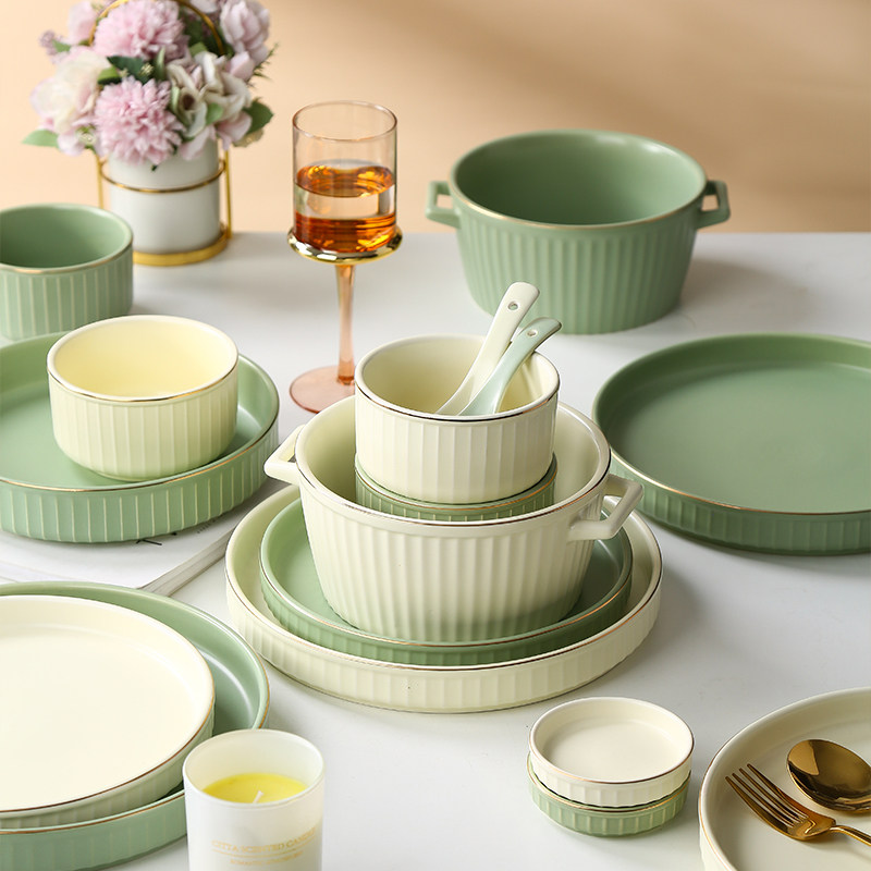 2021 net red bursting cutlery cutlery Joe relocating to new home Dishes Suit Light Extravagant New Modern Family Polynic Plate Shake