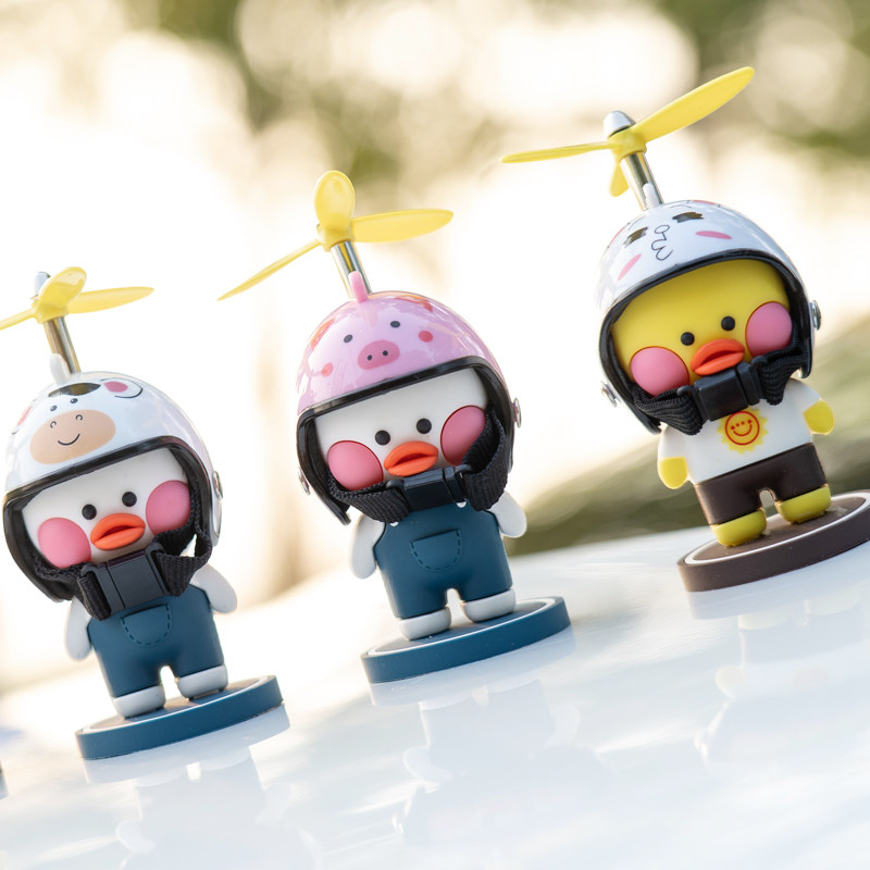 Car Swing Piece Net Red Cartoon Creative Decorations Small Yellow Duck Vehicle In-car In-car With Cute High-end Creativity